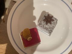 -咖啡苑自助餐厅·中国大饭店