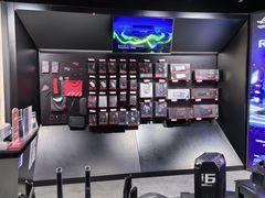 -ROG玩家国度(美罗城店)