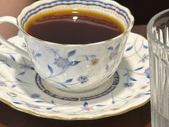 -Café Monson