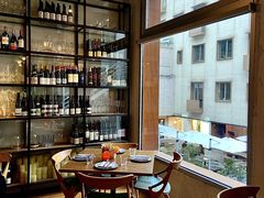 靠窗位-BOR Eatery(安福路店)