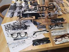 -肆兮眼镜·蔡司·徕卡战略合作店(大坪店)
