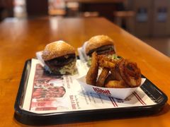 洋葱圈-The Habit Burger Grill 哈比特汉堡(复兴soho店)