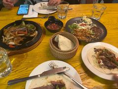 -Pistolera Mexican Cantina女枪手墨西哥餐厅(碧云路店)