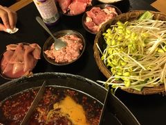 -岗上渣渣老火锅(两路口店)