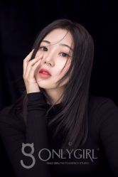 -onlygirl摄影美学馆高端定制(江滩店)