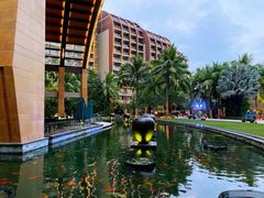 -三亚湾海居铂尔曼度假酒店