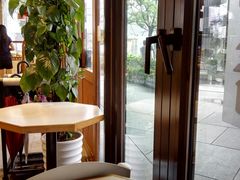 -Dough&Joe团憩(瑞虹天地月亮湾店)