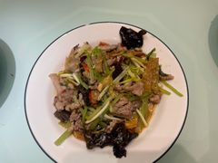 -丁里羊肉小镇(天鹅湖总店)
