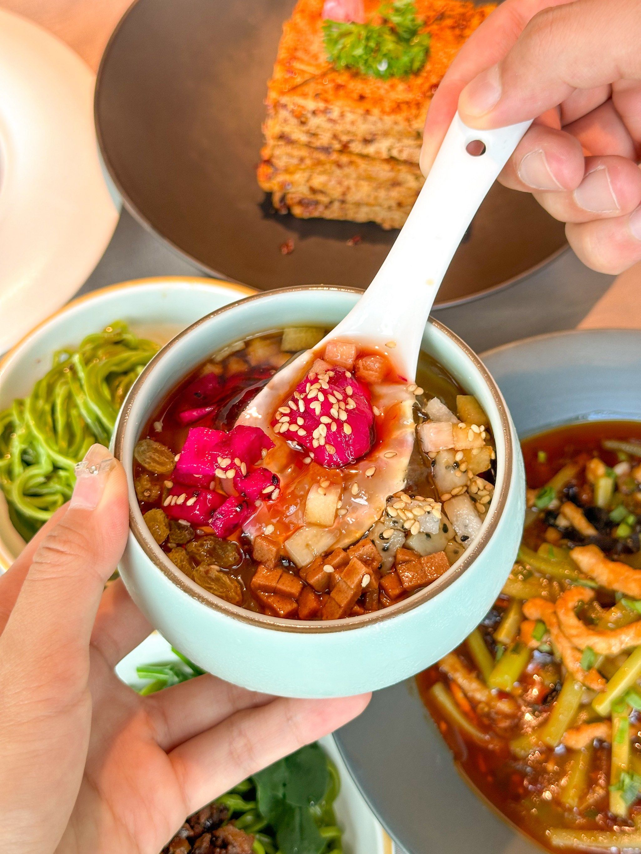 企业注册量同比增长超200%门店数飙升江西小炒凭啥大火？