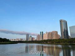-万绿园