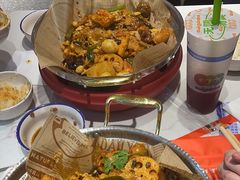 -红渡小香·牛肉麻辣香锅(车站南路店)