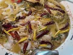 -渔语鱼酸菜鱼新川菜(来福士店)