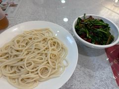 -汗腾格里·风味餐厅(新疆驻京办店)