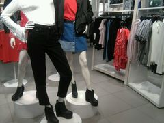 -H&M(鹏欣水游城店)