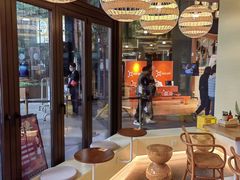 -Dough&Joe团憩(瑞虹天地月亮湾店)