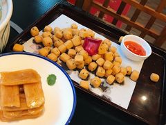 -臻吃客主题餐厅(人民路店)