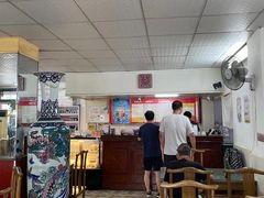 大堂-四平包子铺