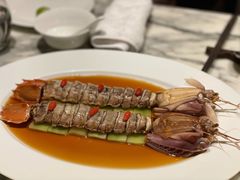 醉红膏赖尿虾-遇外滩(BFC外滩金融中心店)