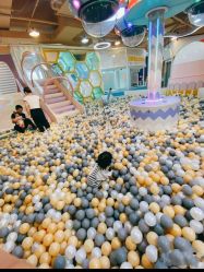 -多多淘儿童体验中心(重庆来福士店)