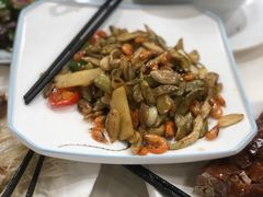 -品香菜馆(旗峰路中侨大厦店)