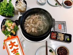 -东椰·海南椰子鸡火锅(朝阳门店)