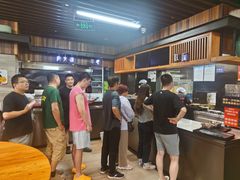 -亮亮面馆(经六路店)