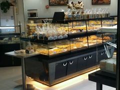 面包甜点陈列柜-丽莎蓓甜CAKE生日蛋糕·动物奶油(石家庄店)