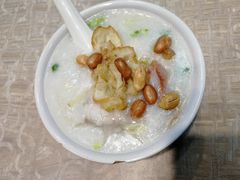 -银记肠粉店(新港西路店)