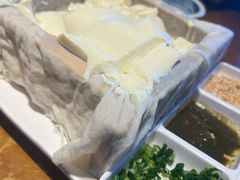-95号酱骨·一块豆腐(展春园西路店)