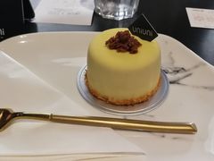 -UNI UNI(环亚凯瑟琳店)