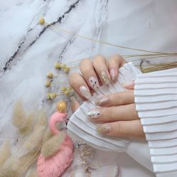 -米小兔美甲美睫