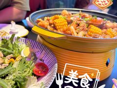 -多嘴超级肉蟹煲(中街恒隆故宫店)