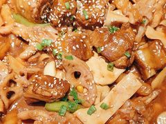 -多嘴超级肉蟹煲(中街恒隆故宫店)