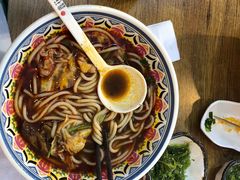 -鑫花溪牛肉米粉(人民广场店)