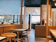 大堂-老乡鸡(上海品尊国际中心店)