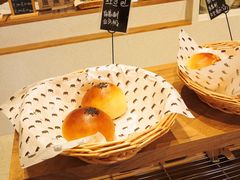-沁屋面包店(人民东路店)