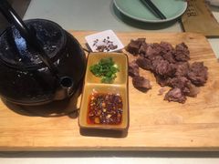 -巷子里小酒馆(西三道街店)