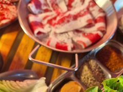 -叽叽扎扎烤肉场(生态城万达店)