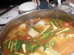-野山舂·贵州现舂酸汤牛肉(民生路店)