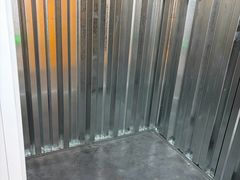 -安东易迷你自助仓储寄存仓库(顾戴路店)