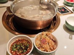 -润园四季椰子鸡火锅(卓越INTOWN店)