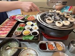 -围炉肉舍•炭烤活鳗•丹东海鲜烤肉(步行街店)