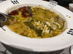 -渔语鱼新川菜Bistro(万象天地店)
