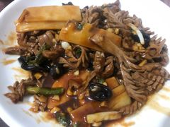 -梅飞酒家(名辉豪庭店)