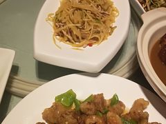 -吴记酱骨炖菜馆(康安路店)