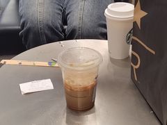 -星巴克臻选(嘉兴海宁银泰城店)