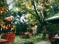 -Lam Vien Restaurant