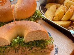 吞拿鱼船长-Catch Bagel(芳草地店)