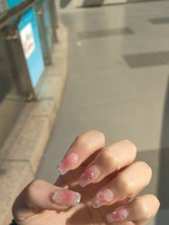 -UGIRL有个美甲