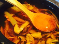 -云海肴·汽锅鸡·云南菜(天山百盛优客店)